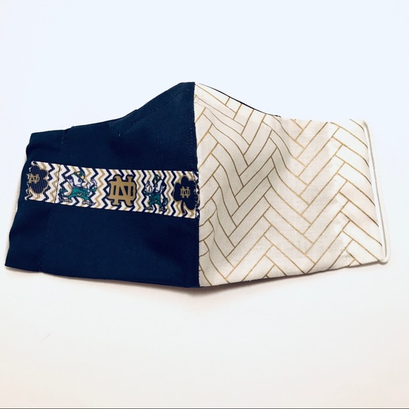 ☘️Notre Dame Men’s Women’s Child Reversible Mask - Picture 2 of 13